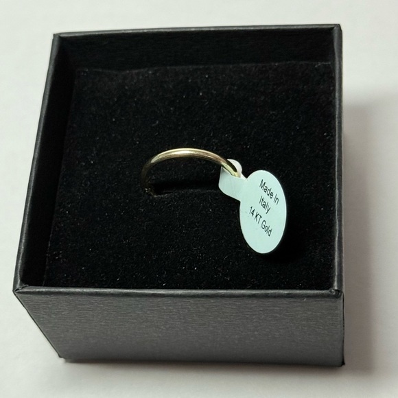 None Jewelry - 14K Solid Gold Made in Italy Simple Band Ring